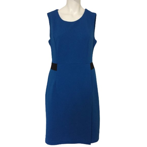 Blue Signature Size M Collection Dress - Picture 12 of 12